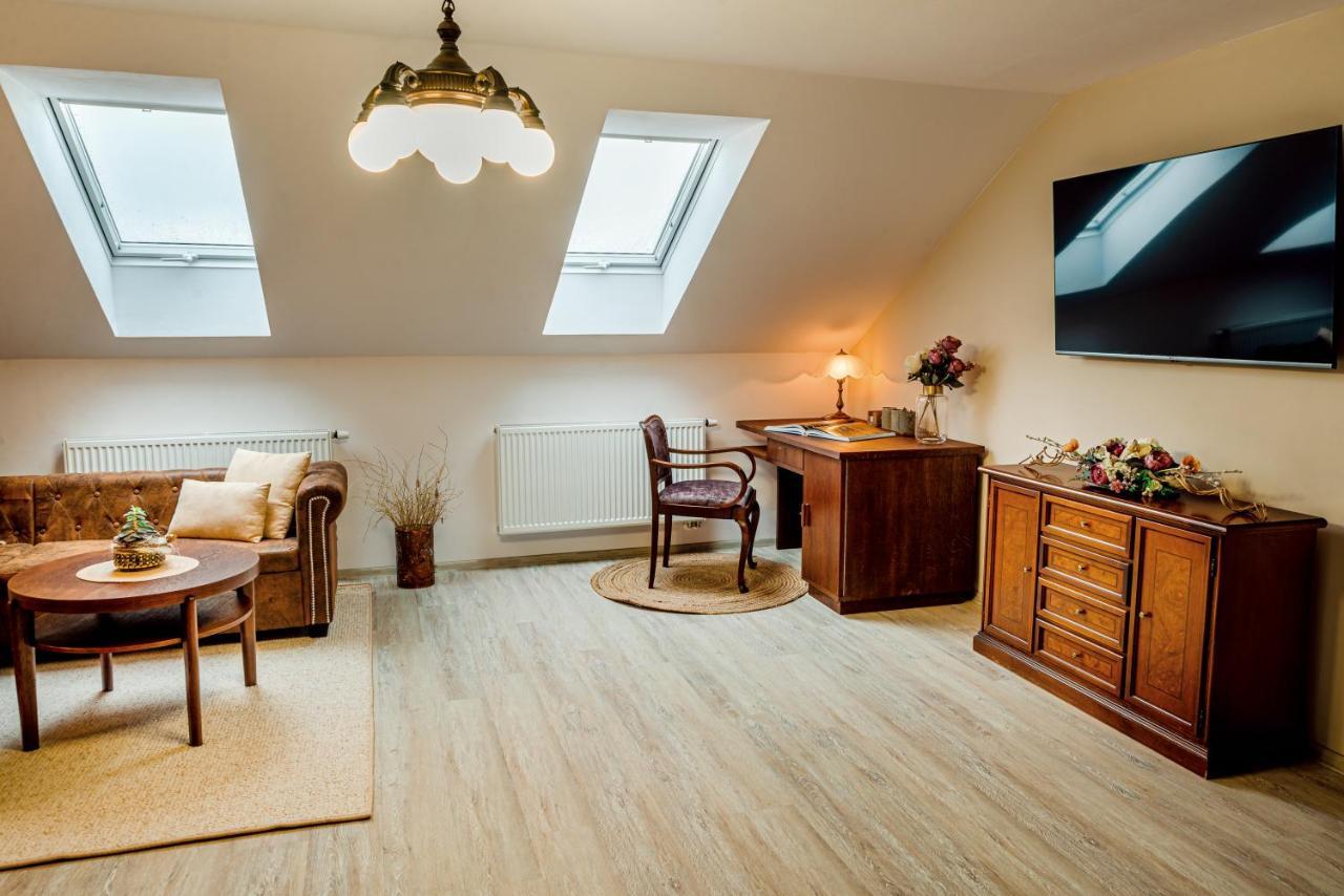Nadstandardni Luxusni Apartman V Centru Ceske Lipy Česká Lípa Buitenkant foto